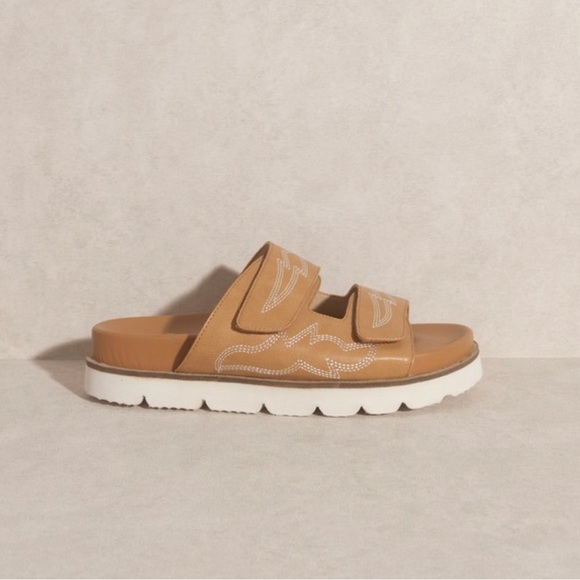 NEW! Camel Embroidered Slides - Picture 4 of 6